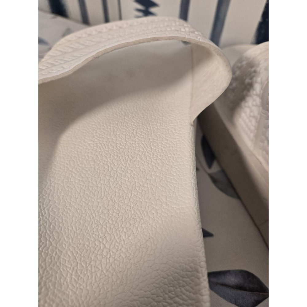 Women's Adidas White Adilette Platform Slides Size 8 - Picture 8 of 12